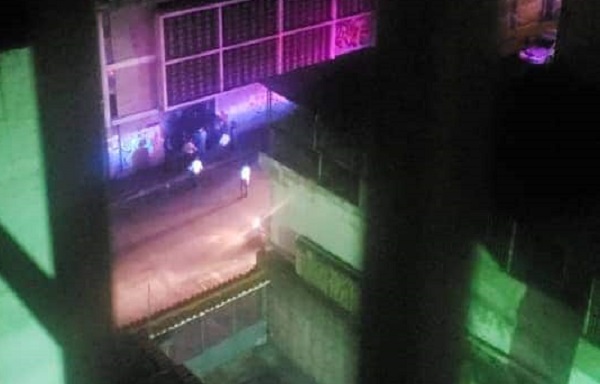 Grupo armado intentó invadir un local en La Candelaria #27Ene (FOTOS)