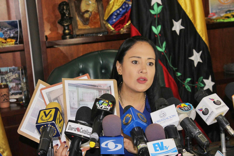 Laidy Gómez denunció y rechazó la actuación de la guerrilla bajo el amparo de Maduro (Fotos)