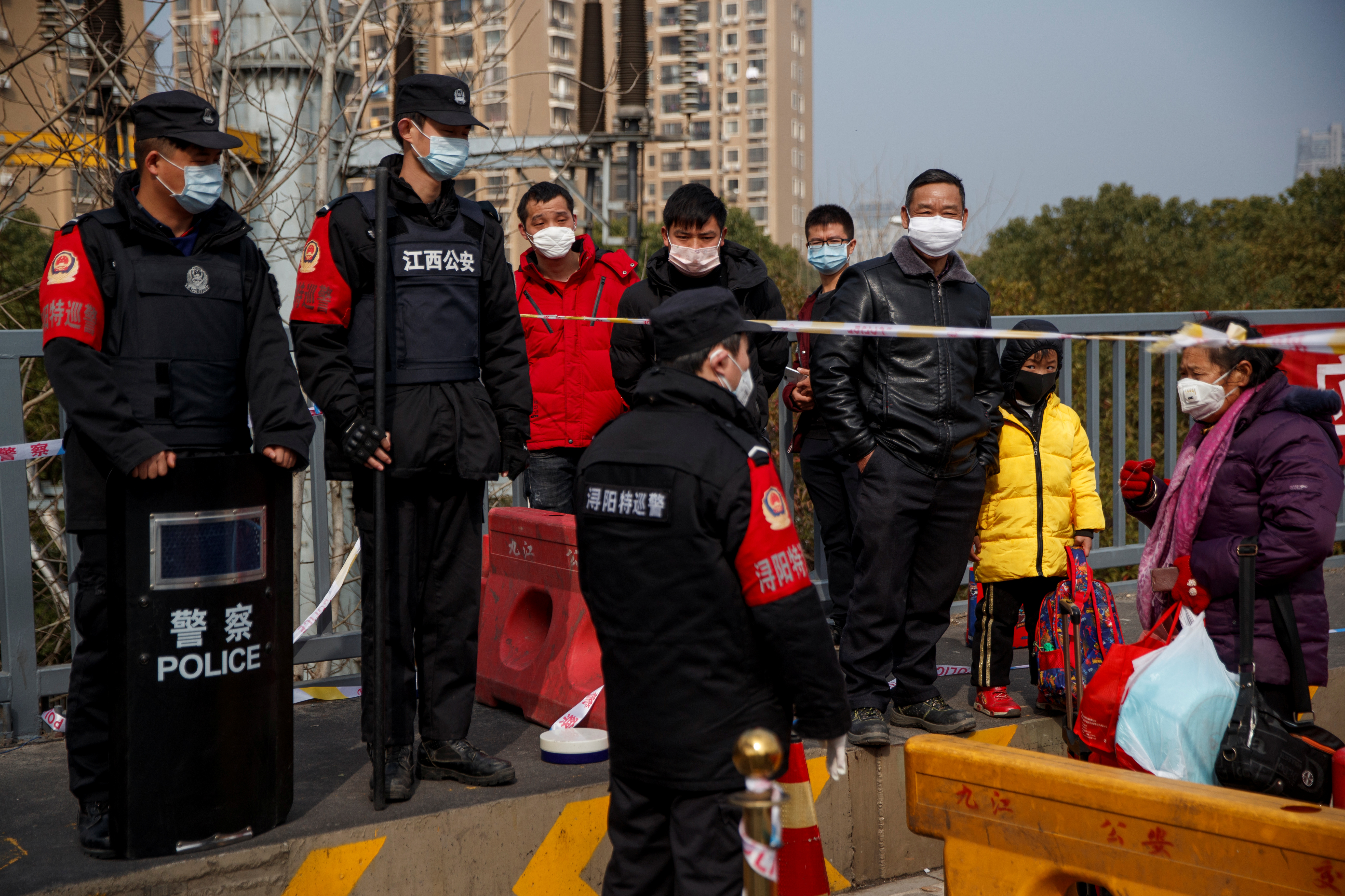 Habitantes de Hubei cuentan los minutos para el fin de casi dos meses de confinamiento