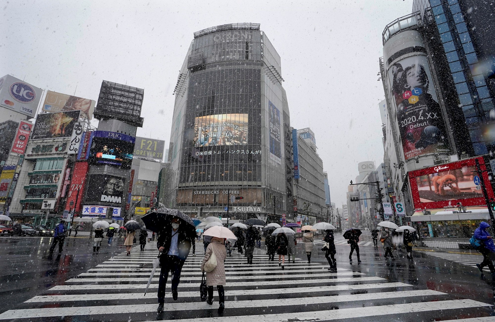 Japón declara estado de emergencia en siete regiones por coronavirus