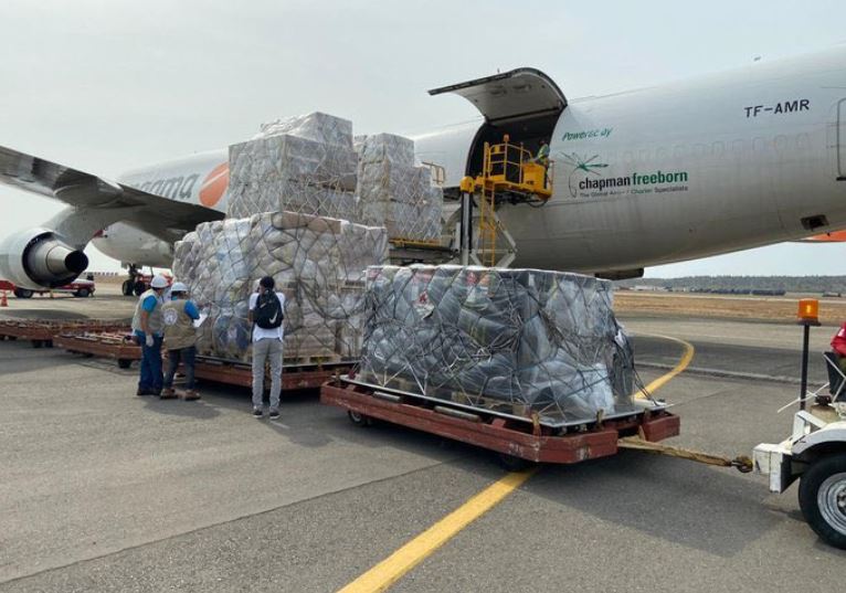 Delcy Eloína recibió la ayuda donada por la OPS, Unicef y Rusia contra el Covid-19