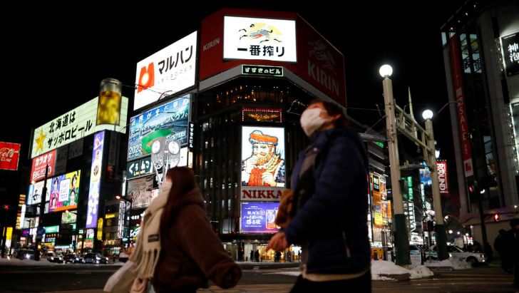 “No debimos levantar el estado de emergencia”: Isla japonesa sufre segundo brote de Covid-19