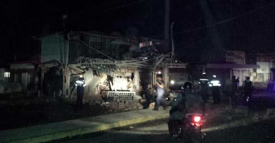 Local comercial explotó en Maracaibo (Fotos)