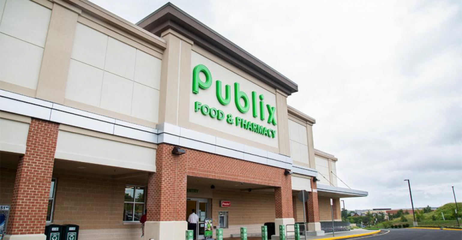 Captan a un hombre insultando al personal de Publix en Miami por pedirle que usara una mascarilla 