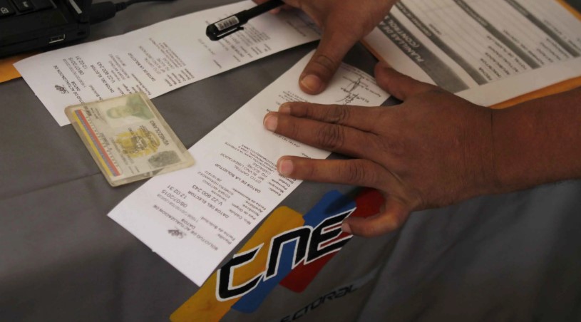 Expresidente del CNE: Es imposible realizar elecciones en menos de cinco meses