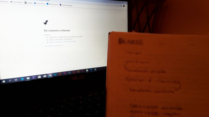 Larenses sufren por la deficiente conexión a Internet en sus hogares