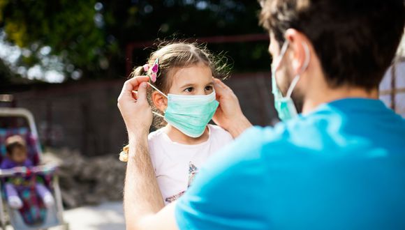 Niños asintomáticos podrían portar una carga viral de Covid-19 más alta de la que obligaría a hospitalizar a un adulto