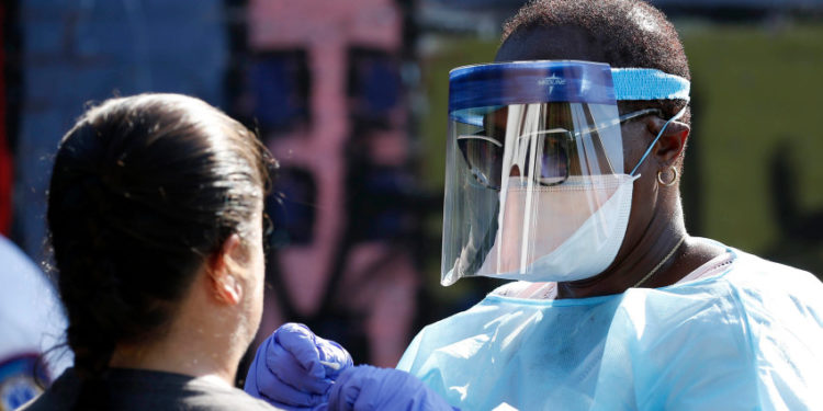 Florida reportó 3.356 nuevos casos de coronavirus y 141 muertes