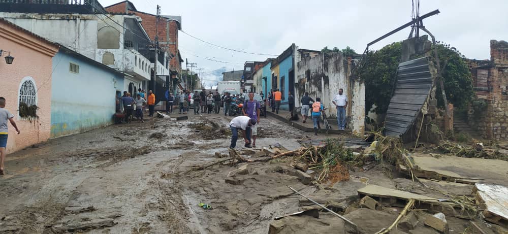 Esto fue lo que dejó el río Carapo a su paso en Rubio en Táchira (Fotos)