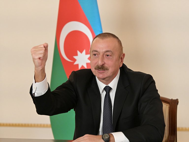 Periodista de la BBC dejó en evidencia al presidente de Azerbaiyán por ataques sobre civiles