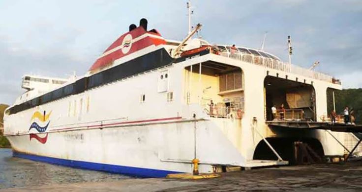 Falla en motores dejó varado al ferry Virgen del Valle II entre Punta de Piedras y Guanta