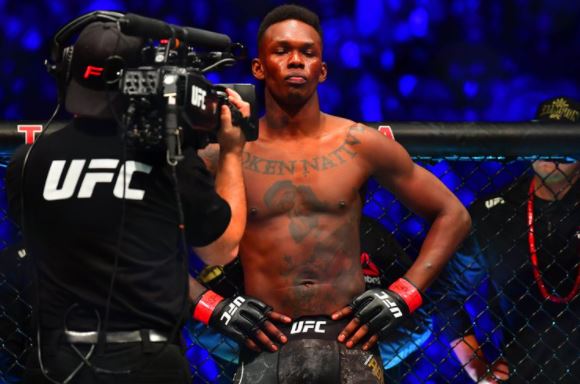 De sufrir bulliyng a ser el mejor luchador de MMA en 2020: La historia de superación de Israel Adesanya