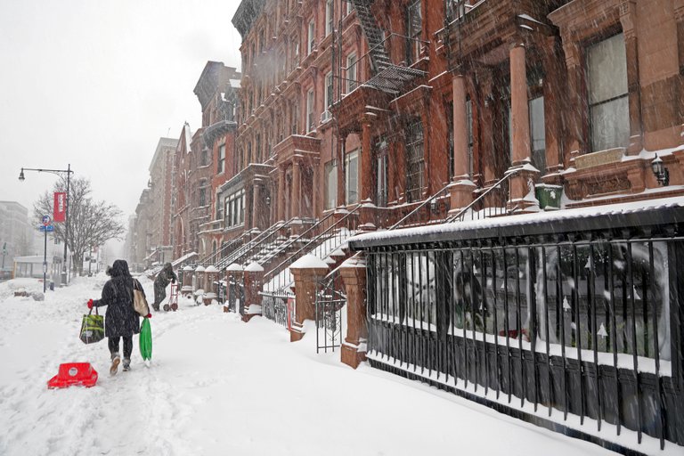 Las tormentas de nieve dejaron al menos siete muertos en el noreste de EEUU