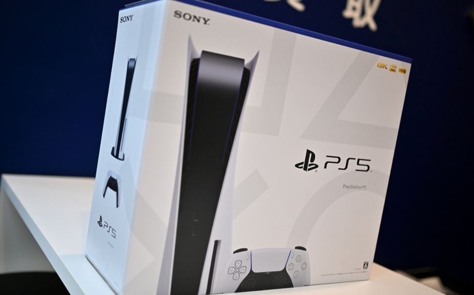 ¡Para llorar! Mujer se compró la Playstation 5, la esperó ansiosa y le llegaron dos botellas de agua