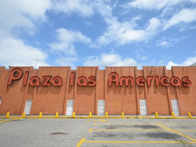 Embargaron al Centro Comercial Plaza las Américas I