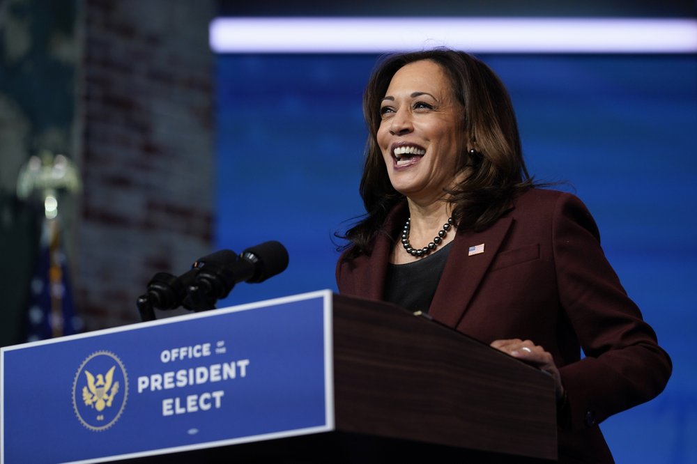 Kamala Harris renunciará a su escaño en el Senado el #18Ene