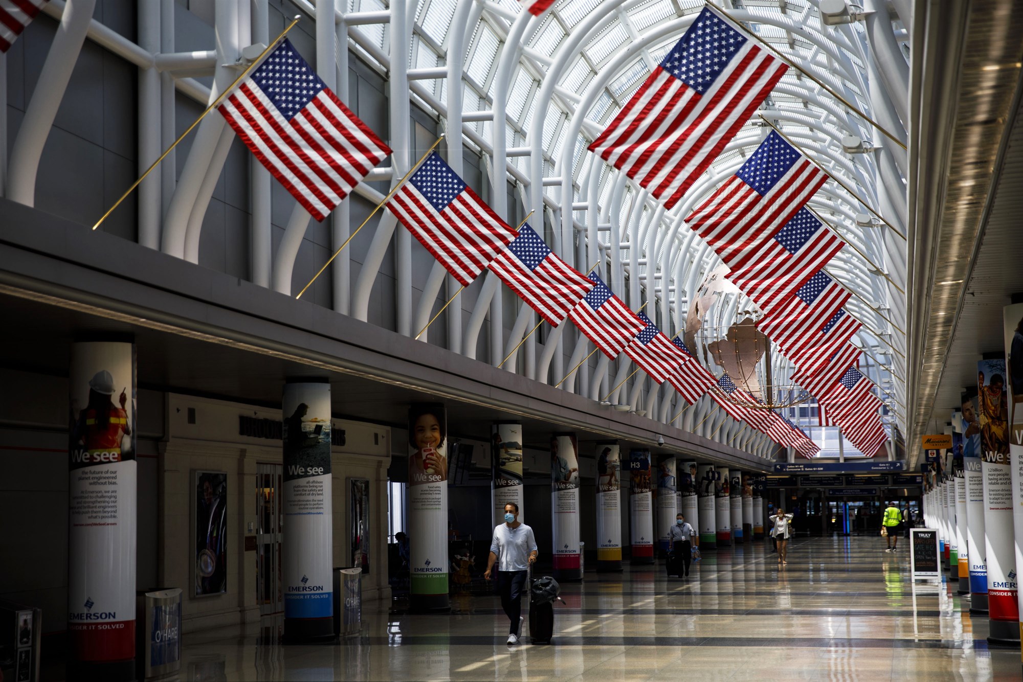 Se escondió durante tres meses en un aeropuerto de Chicago por temor al Covid-19