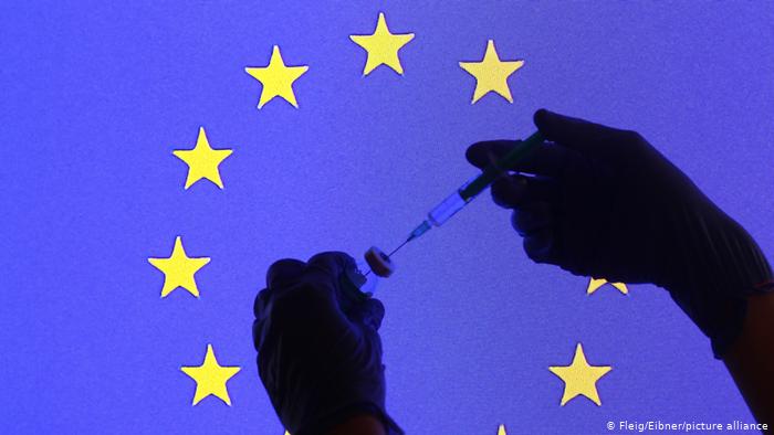 La UE divulga su contrato con AstraZeneca sobre vacunas, ocultando párrafos confidenciales