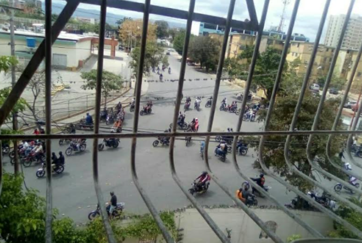 En VIDEO: Las balas protagonizaron funeral del chofer de una concejala del Psuv