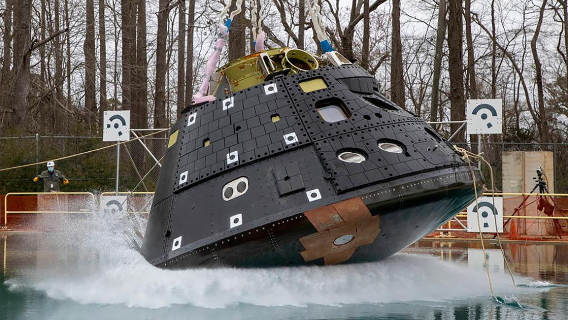 La Nasa realiza una prueba de agua de una cápsula Orion como preparaciones para un viaje tripulado a la Luna (VIDEO)