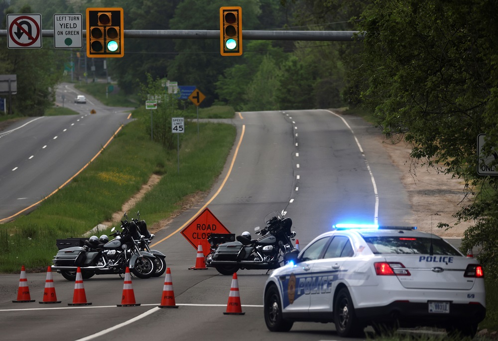 Un hombre armado fue baleado tras un enfrentamiento frente a la sede de la CIA en Virginia