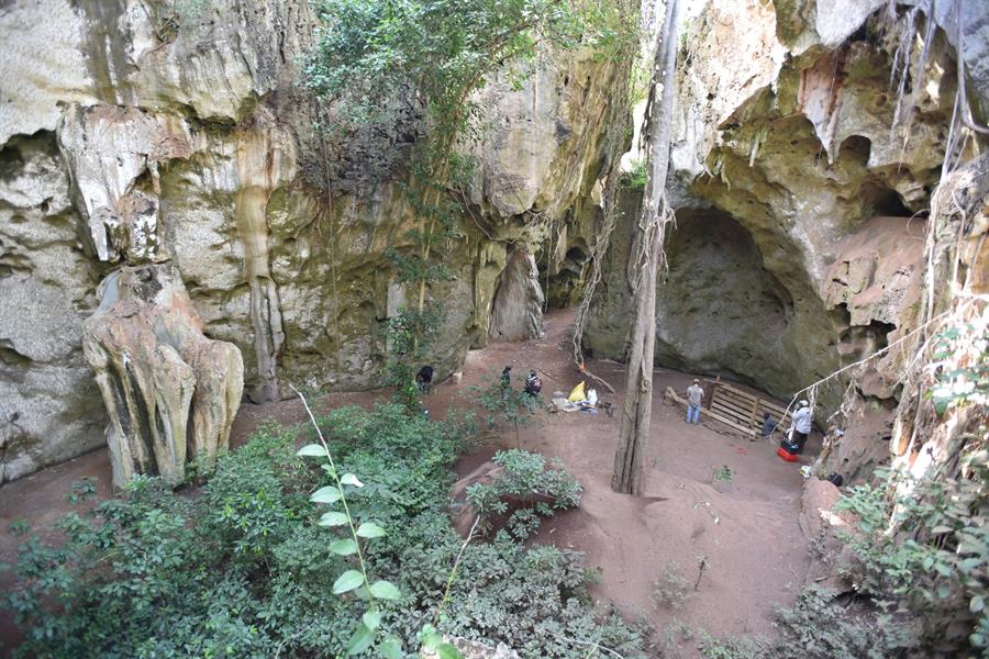 Mtoto, un niño de 3 años, el enterramiento humano más antiguo de África