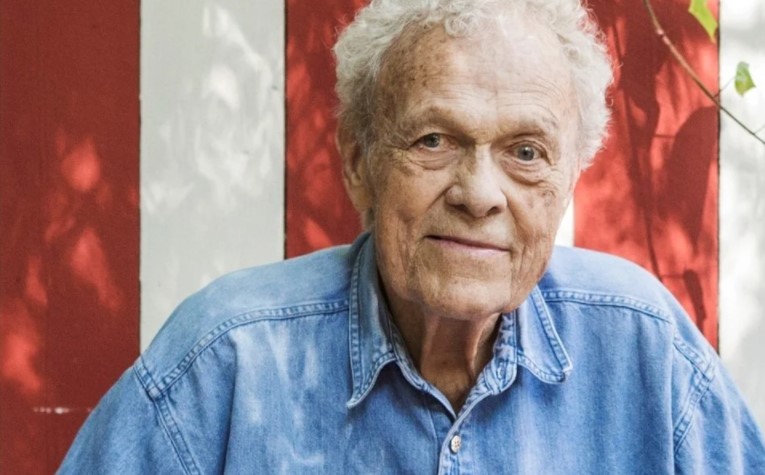 La historia de Scotty Bowers: Organizaba encuentros sexuales secretos a las estrellas de Hollywood