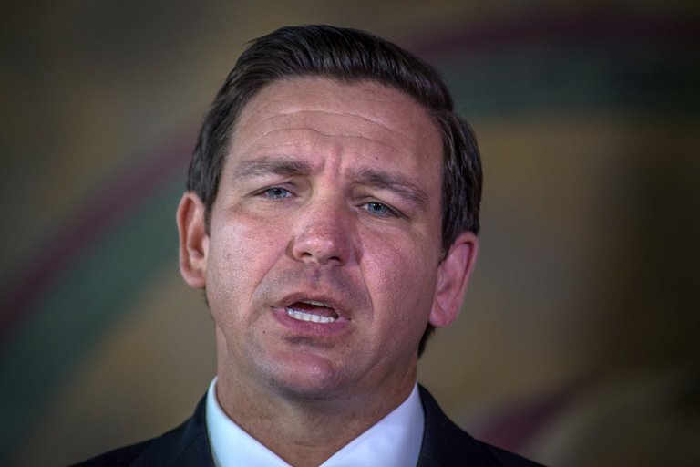 Lo que dijo el gobernador DeSantis sobre el traslado de las oficinas de Twitter a Florida