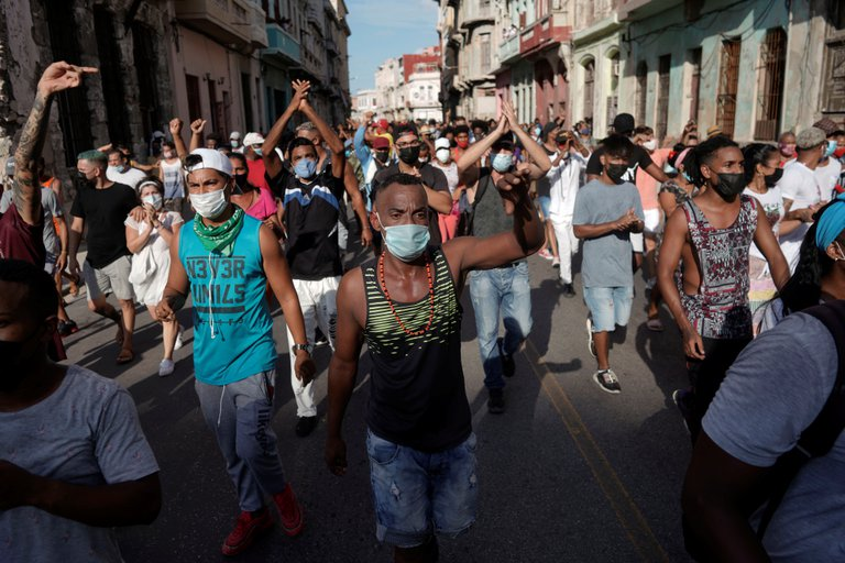Tras Las Protestas Y La Represión En Cuba El Dictador Miguel Díaz 8073