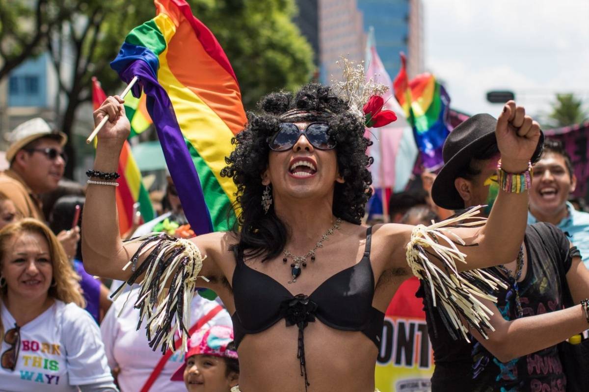 Activistas Lgbt de Georgia cancelan marcha del Orgullo tras disturbios