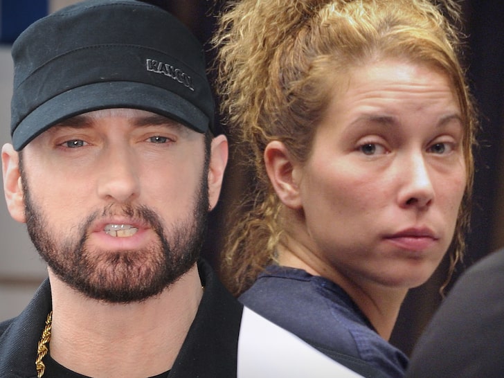 La ex esposa de Eminem, Kim Scott, fue hospitalizada tras ...