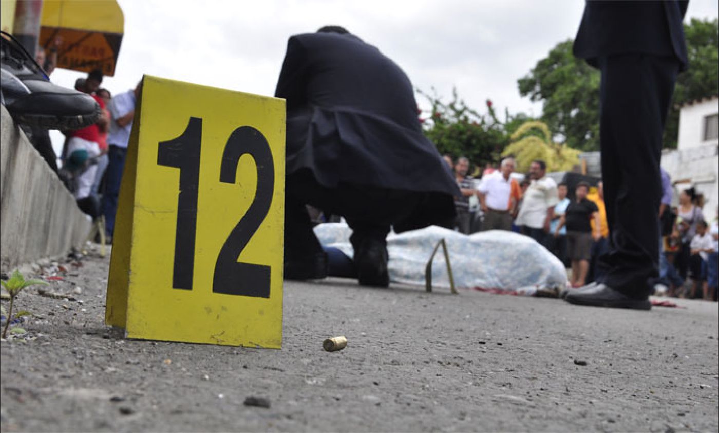 Comerciante fue asesinado por hinchas de fútbol en Colombia (Video)