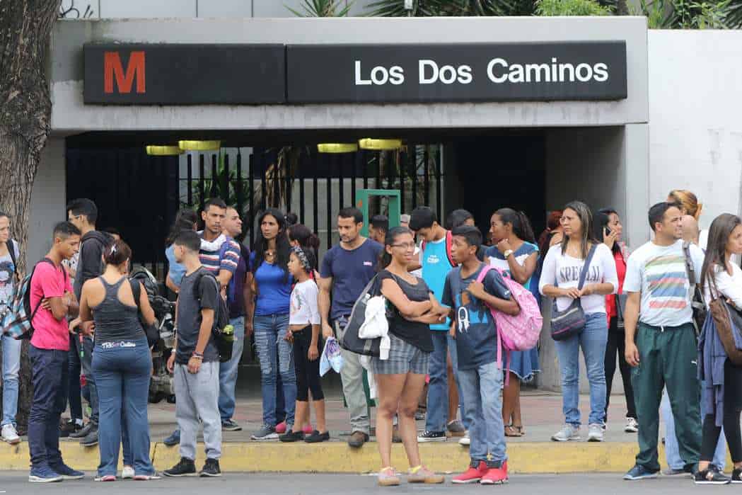 Inseguridad y violencia acechan al Metro de Caracas: “pranes” de El Rodeo estarían detrás de robos y venta de drogas