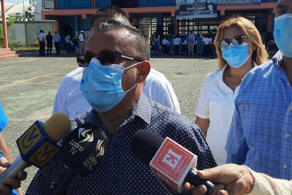 Jefe de la Zona Educativa de Lara amenazó a maestros que falten a las clases