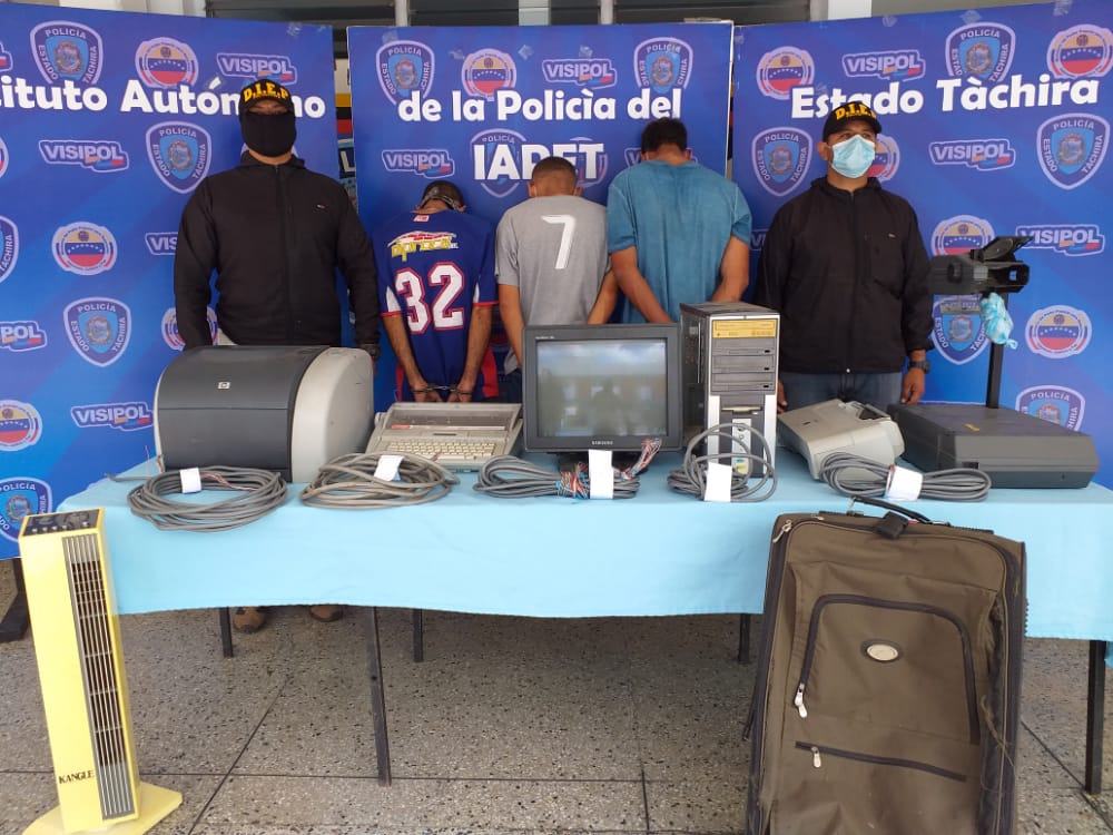 Con las manos en “el botín” fueron capturados tres malandros de la banda “Los Willys”: Robaban equipos de la ULA