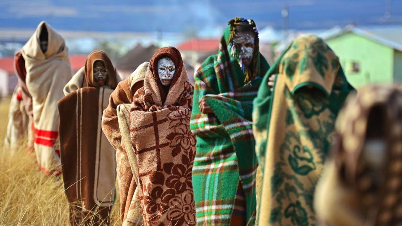 Ritos de circuncisión tradicionales en Sudáfrica dejó al menos 23 muertes