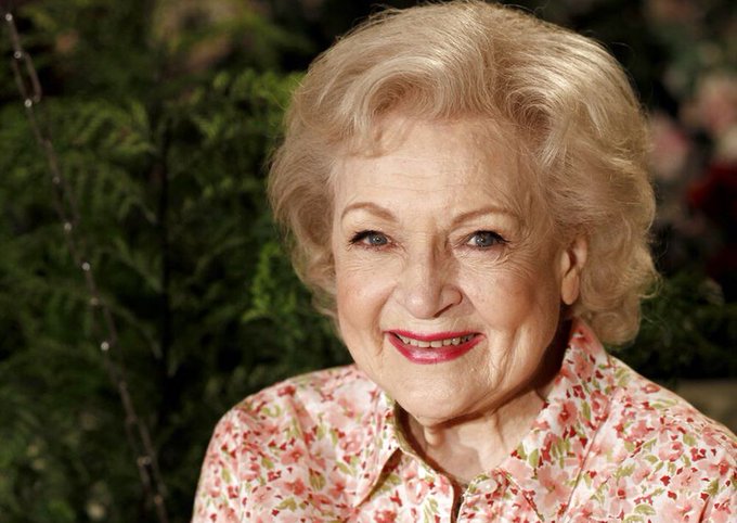 La icónica actriz y comediante Betty White falleció a los 99 años