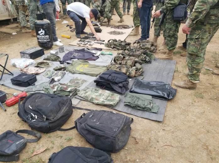 Encontraron en Ecuador una base de los disidentes de las Farc cerca de la frontera con Colombia