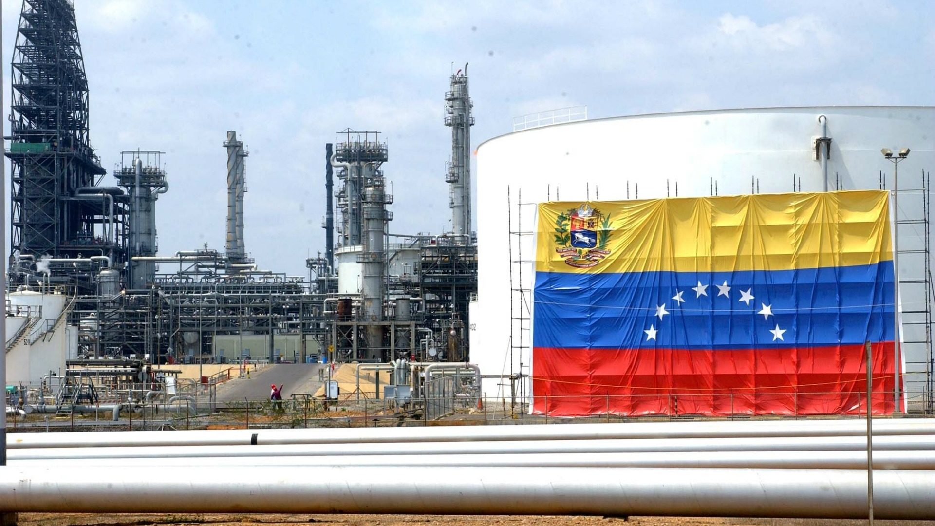 Rafael Quiroz: Se necesitan diez años y 250 mil millones de dólares para recuperar Pdvsa