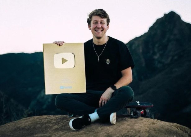 Famoso YouTuber muere en un accidente aéreo