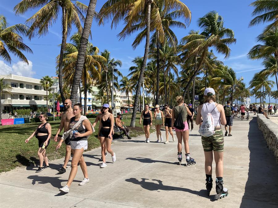 Miami Beach declaró estado de emergencia e impuso toque de queda