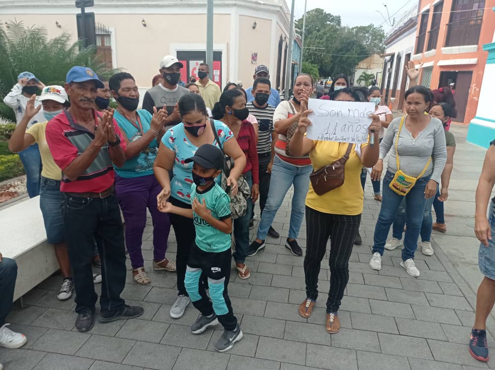 ¡Secos! Desde hace once años no tienen agua los residentes de Vallecito y Mirador en Cumaná