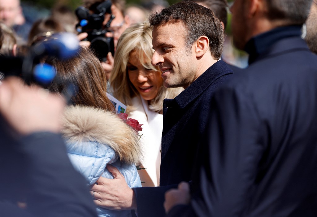 Francia elige presidente con Macron y Le Pen como favoritos