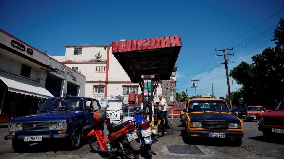 Cuba struggles to buy fuel as imports from Venezuela dwindle -data