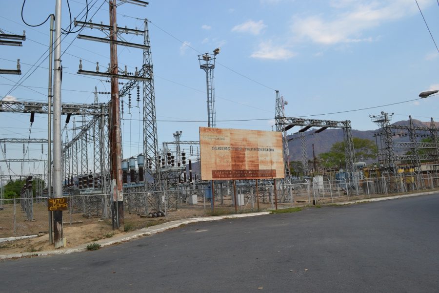 Guariqueños “no ven luz” gracias a Corpoelec: llevan hasta 22 horas sin servicio eléctrico