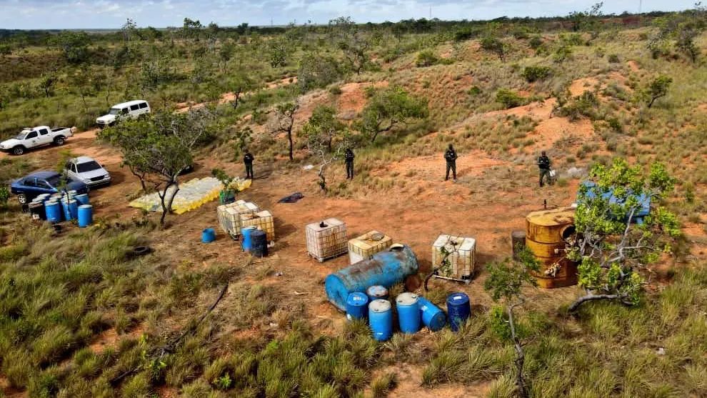 “Con las manos en la gasolina”: Fue localizado por la GNB un llenadero ilegal de combustible en Anzoátegui