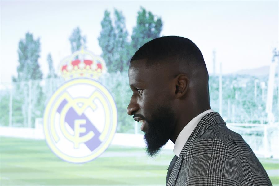 Antonio Rüdiger supera el reconocimiento médico con el Real Madrid