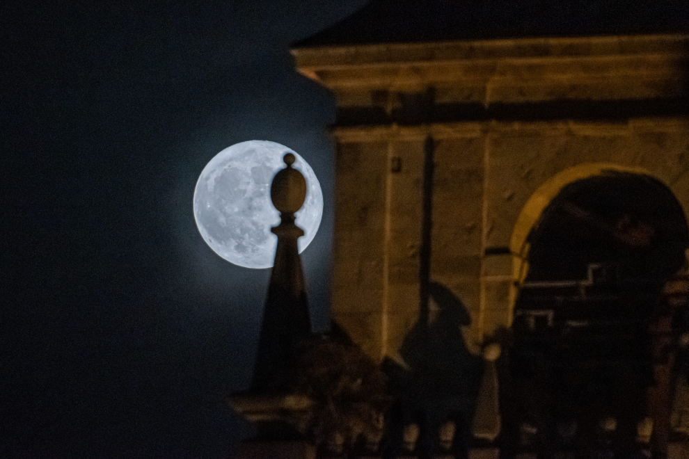 La luna nueva en Sagitario el #23Nov: ¿Qué puede traer?