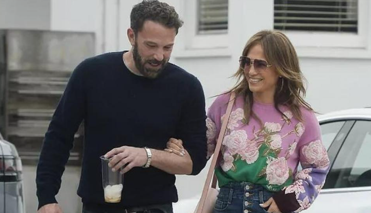 Jennifer López y Ben Affleck planean una megaboda de tres días tras su enlace en Las Vegas