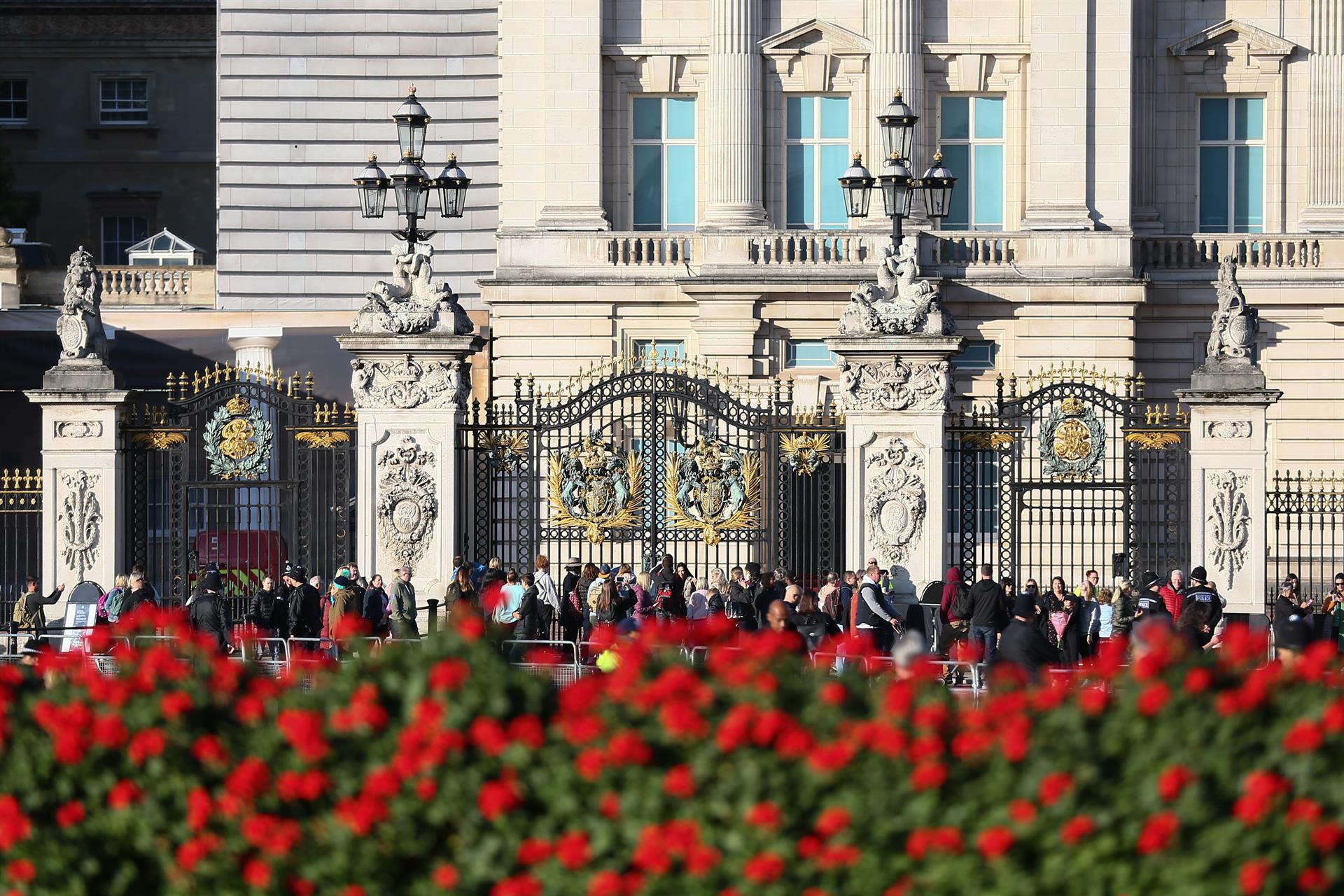 El rey emérito de España y la reina Sofía acudieron a la recepción de Carlos III